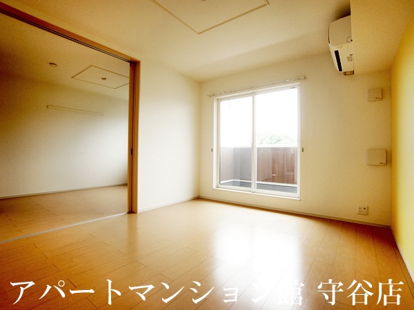 居室・リビング　類似です