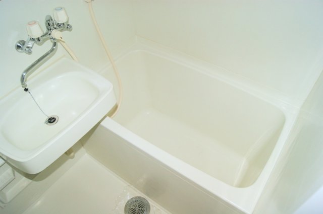 バス・シャワールーム　※別部屋の参考写真となります※現況優先※