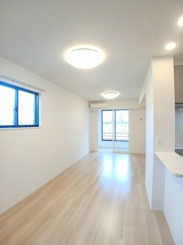 居室・リビング　おしゃれなリビングです