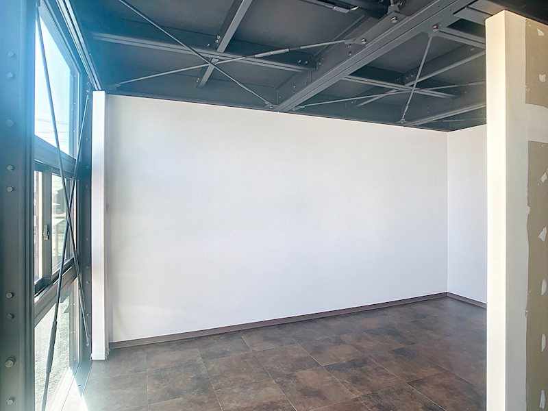 居室・リビング　明るい室内