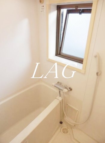 バス・シャワールーム　お風呂です。