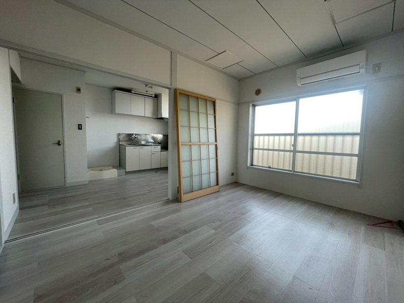 居室・リビング　リフォーム中のため別のお部屋の写真を使用しております。