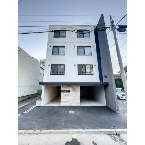 建物外観　★充実設備の広々2ＬＤＫ！★市電駅徒歩圏、都市ガス採用！