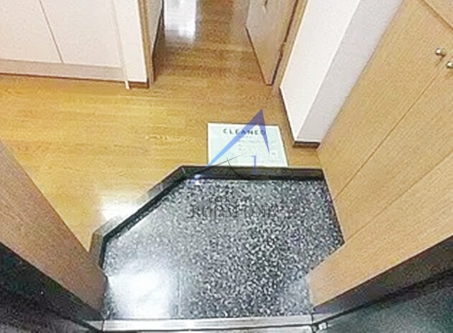 玄関　玄関です。