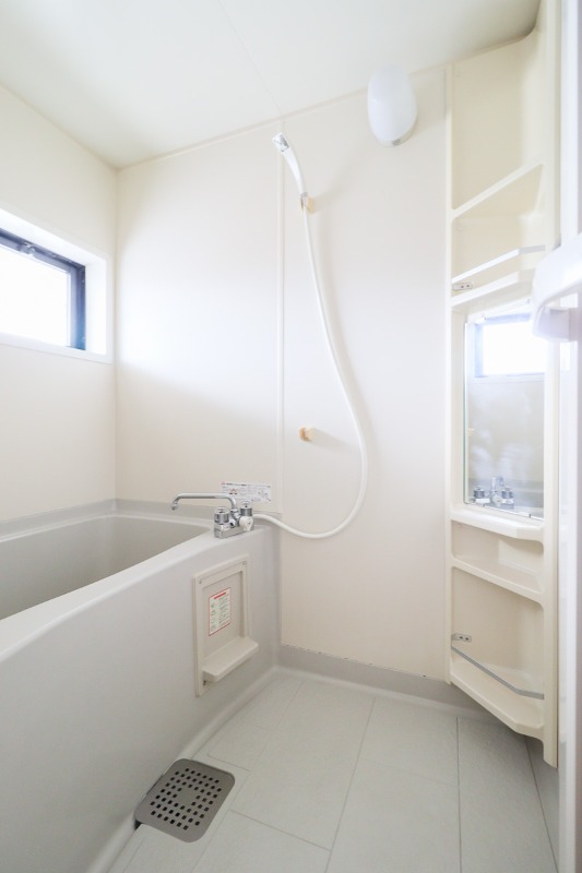 バス・シャワールーム　図面と現状に相違がある場合には現状を優先