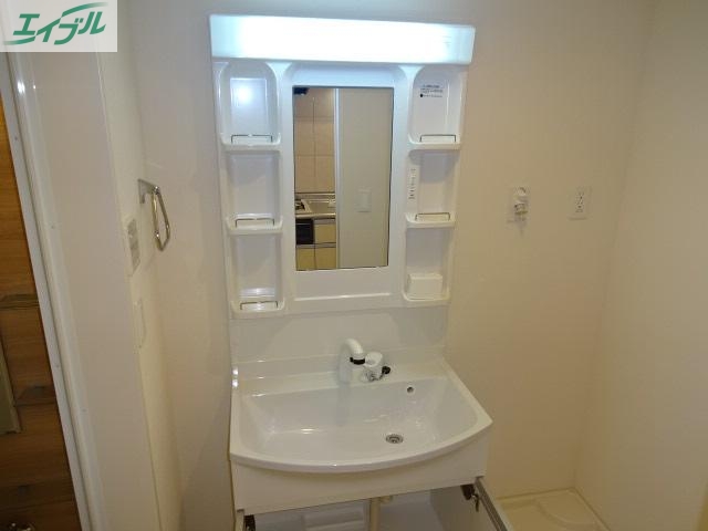 洗面設備　洗髪洗面化粧台