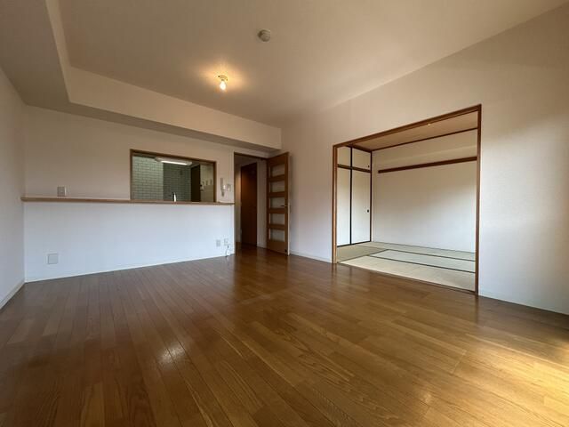 居室・リビング　※同建物別室参照