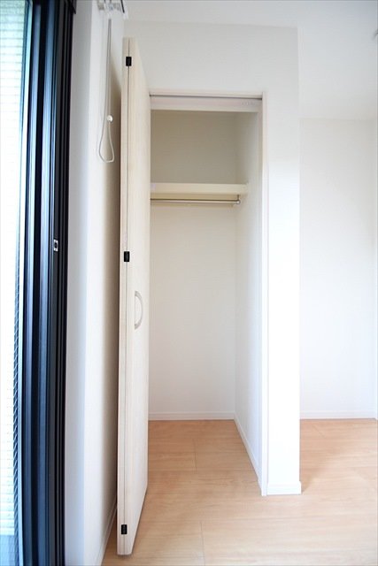 収納　別部屋参考写真となります