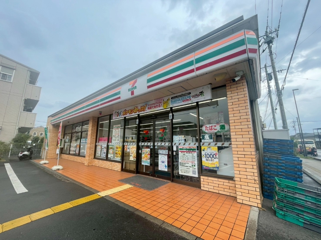 コンビニ　セブンイレブン 八潮大瀬店（コンビニ）まで379m