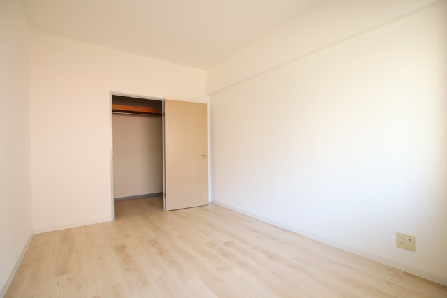 その他部屋・スペース　洋室６．６帖にはウォークインクローゼットがあります