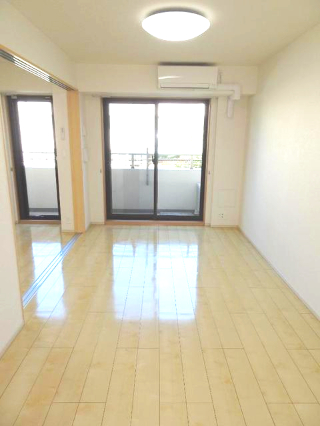 居室・リビング　リビング