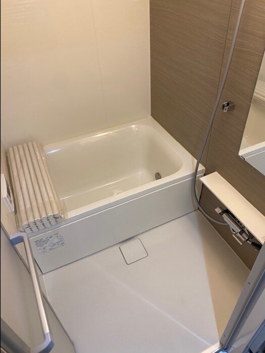 バス・シャワールーム　同マンション別部屋：参考写真