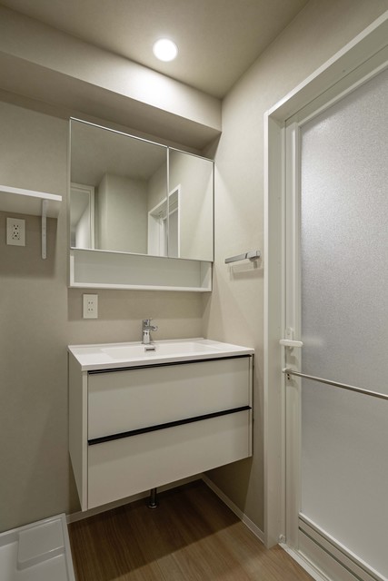 洗面設備　※写真は同タイプ住戸です。