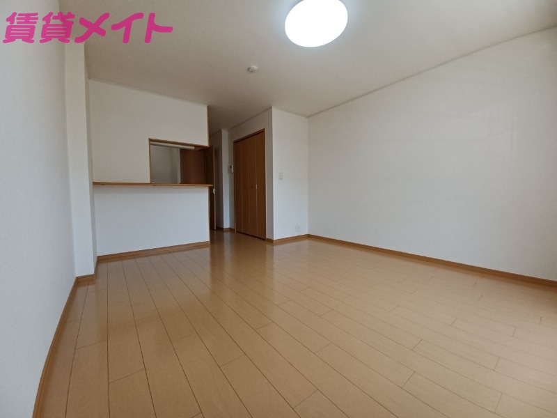 居室・リビング　同型参考写真