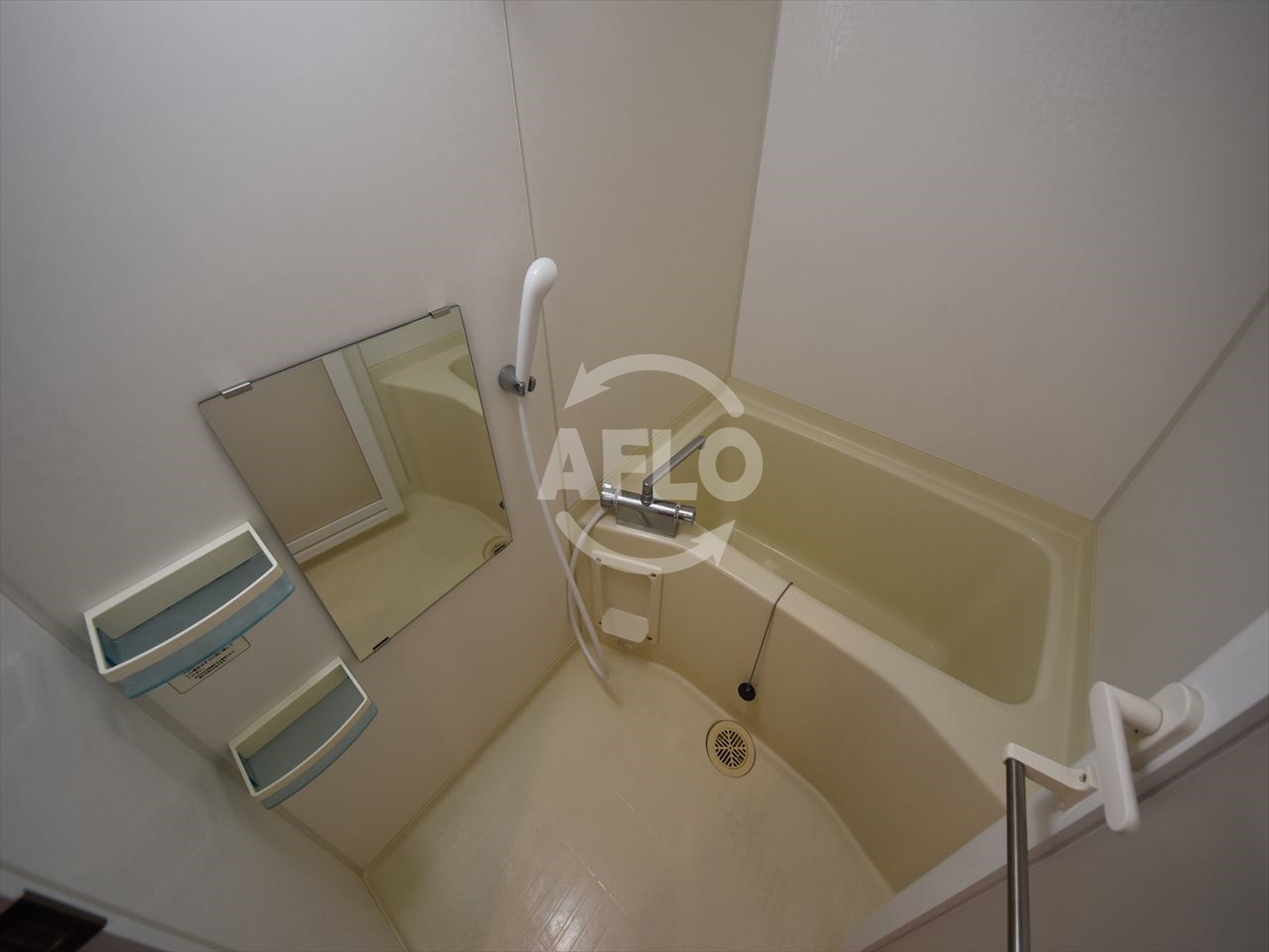 バス・シャワールーム　パークキューブ北浜　浴室