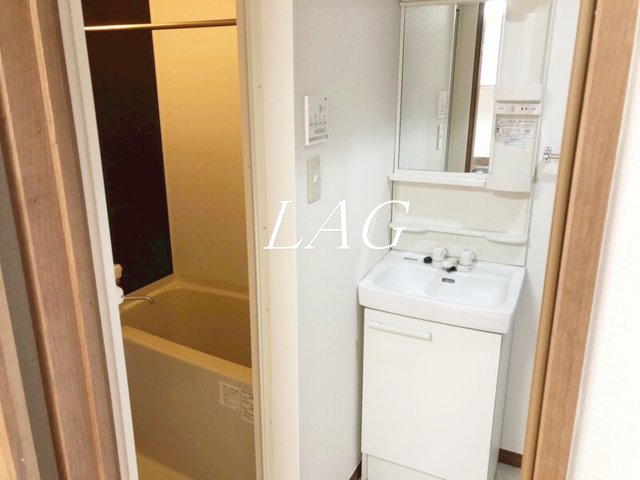洗面設備　洗面台です。