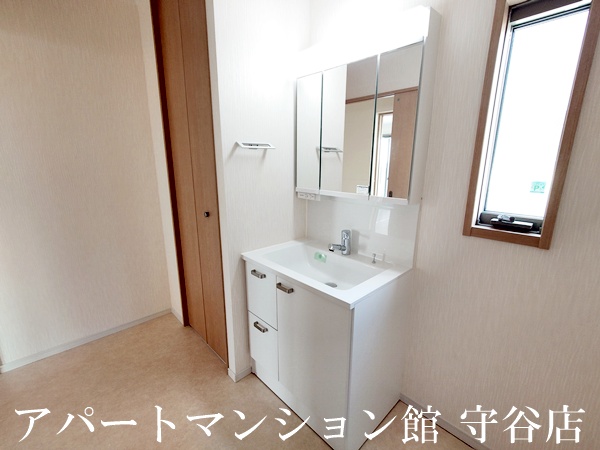 庭　花壇、家庭菜園等自由にご利用頂けます。