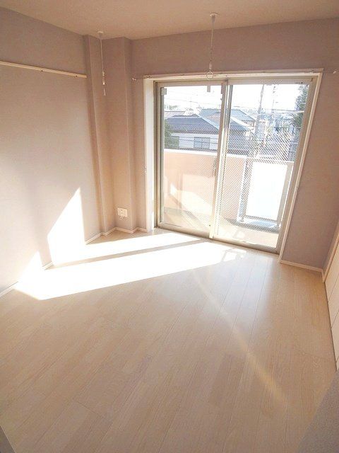 居室・リビング　★ベッドルーム★