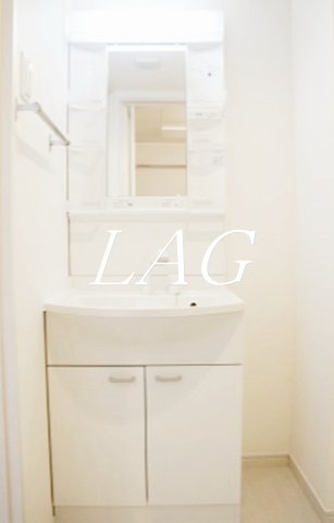 洗面設備　洗面台です。