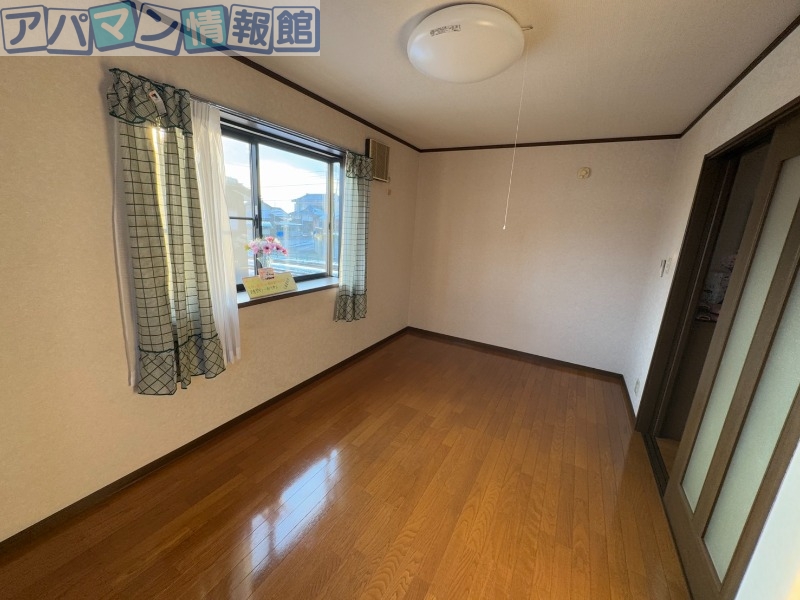 居室・リビング　※別号室のお写真になります