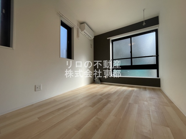 その他部屋・スペース　窓から暖かな日差しが入ります♪