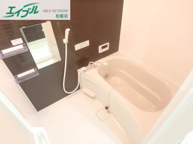 バス・シャワールーム　同型参考写真