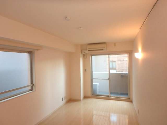 居室・リビング　居室※別部屋参考写真