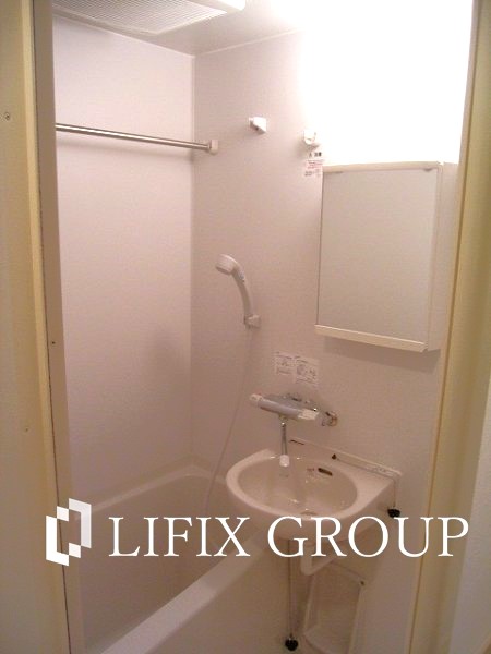 バス・シャワールーム　風呂