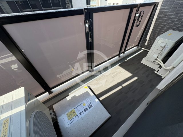 バルコニー　コンフォリア・リヴ北浜高麗橋　バルコニー