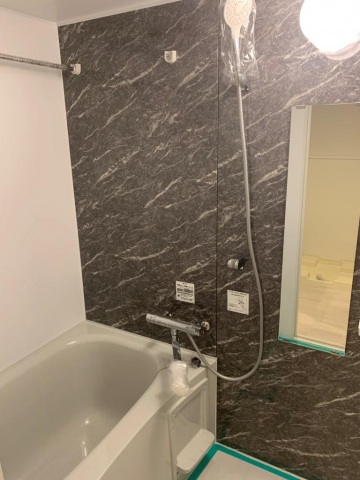 バス・シャワールーム　同物件別号室の写真です。