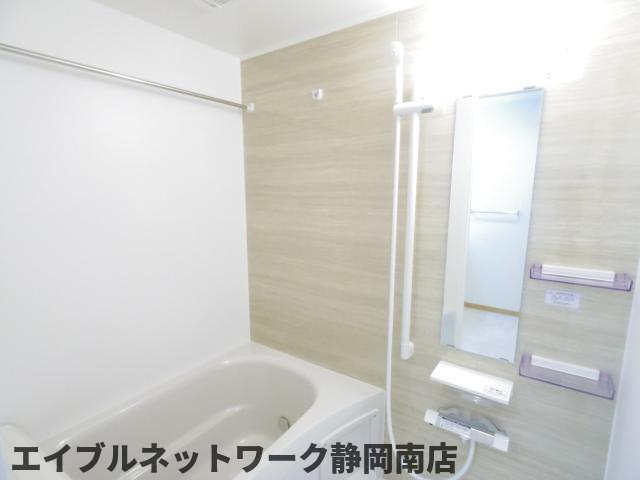 バス・シャワールーム　日々の暮らしに欠かせないお風呂です