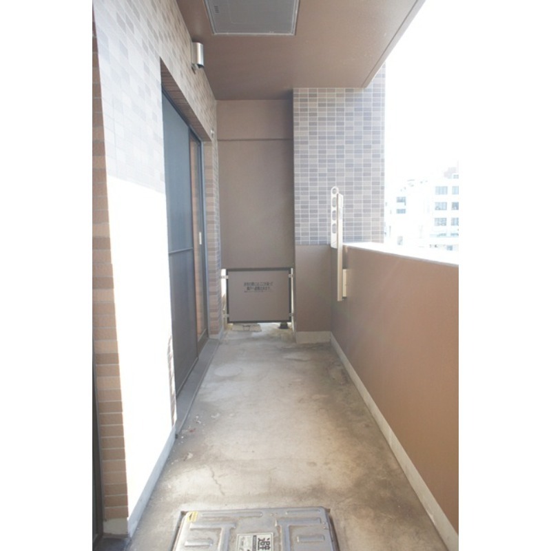 バルコニー　図面と現状に相違がある場合には現状を優先