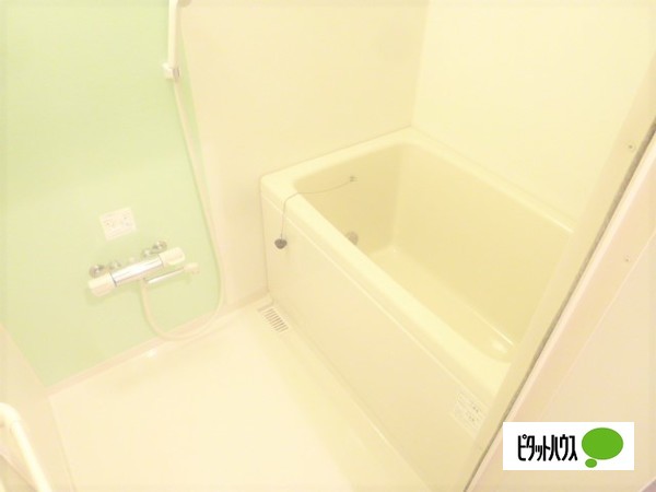 バス・シャワールーム　同物件別室写真