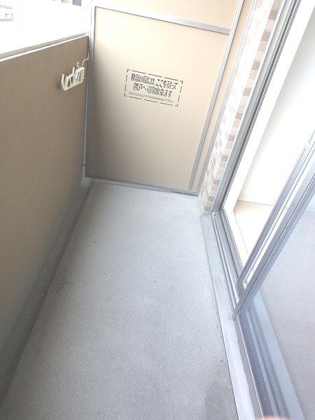 バルコニー　同マンション別部屋