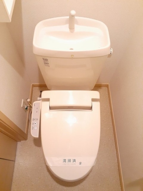 トイレ　図面と現状に相違がある場合には現状を優先