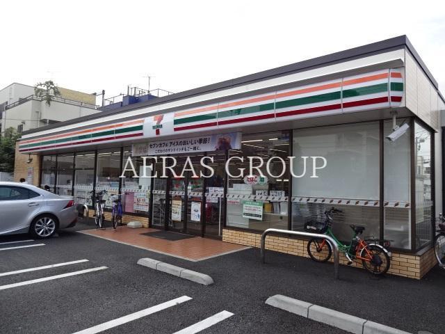 コンビニ　セブンイレブン南葛西小学校前店（コンビニ）まで147m
