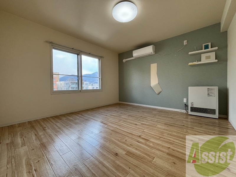 居室・リビング　広くてキレイなＬＤＫが広がっていて、充実した生活が送れそう。