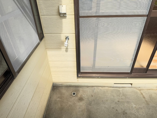 その他　室外洗濯機置き場