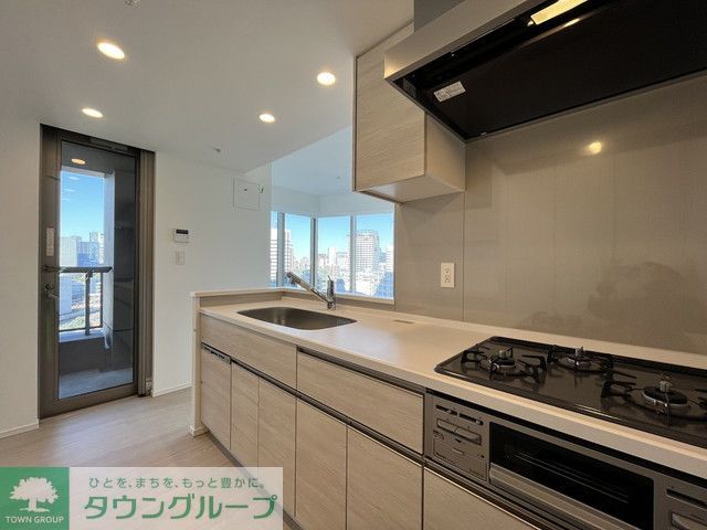 キッチン　※写真は同タイプ住戸です。