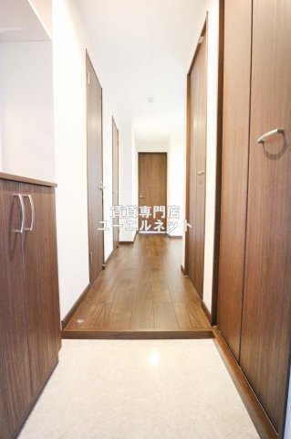 玄関　住まいの顔ともなる玄関