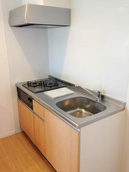 キッチン　※別号室の写真のため現況と少し異なります