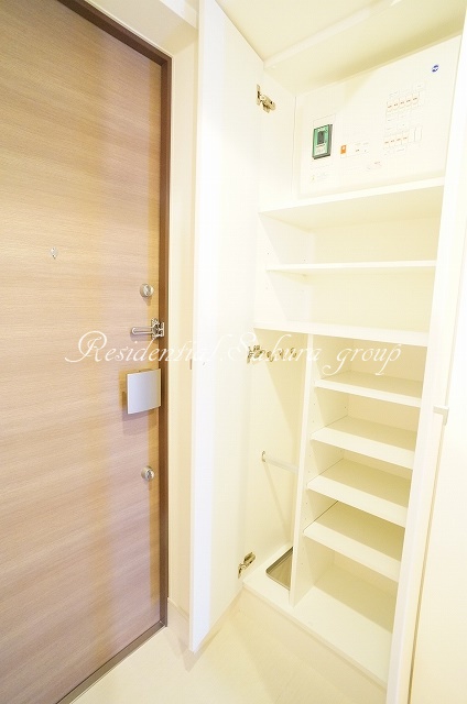 玄関　大容量のシューズボックス♪