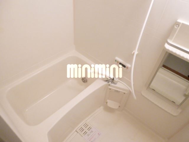 バス・シャワールーム　追い焚き機能付です