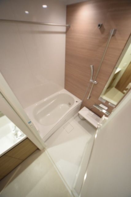 バス・シャワールーム　☆お問い合わせはお早めに☆