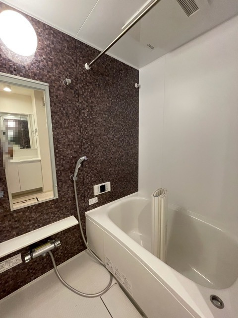 バス・シャワールーム　浴室乾燥・追い炊き機能付きのバスルーム♪