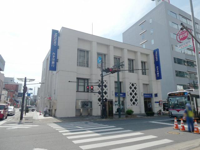 銀行　（株）みずほ銀行／高崎支店（銀行）まで492m