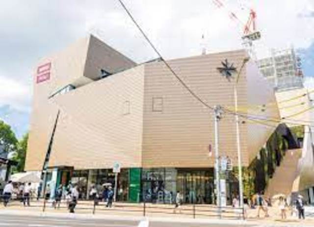 ショッピングセンター　プラリバ（ショッピングセンター）まで233m