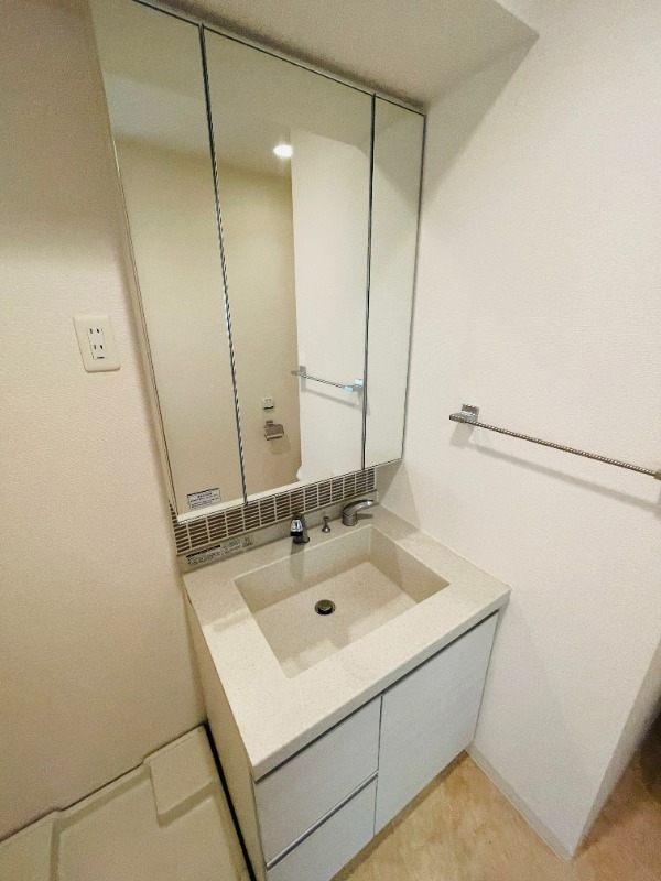 洗面設備　※別間取り参照　現状を優先します※