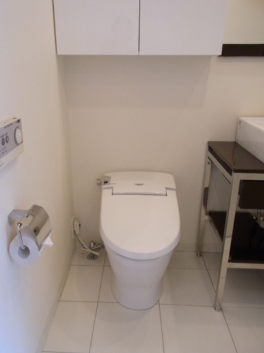 トイレ　トイレ　※2013年4月撮影