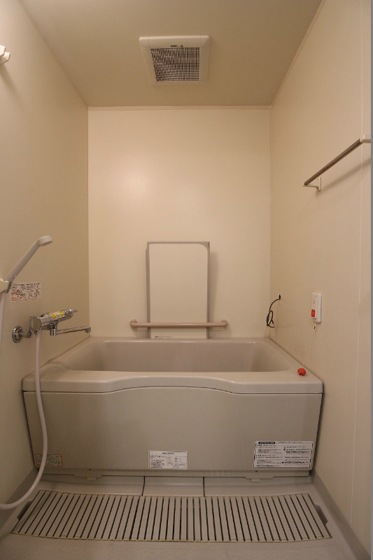 バス・シャワールーム　バスルーム